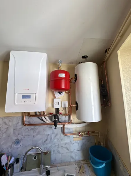 Pompe à chaleur air/eau : Module intérieur · Saint-Orens-de-Gameville