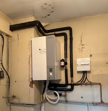 Pompe à chaleur air/eau : Module intérieur · Saint-Jean-de-Niost