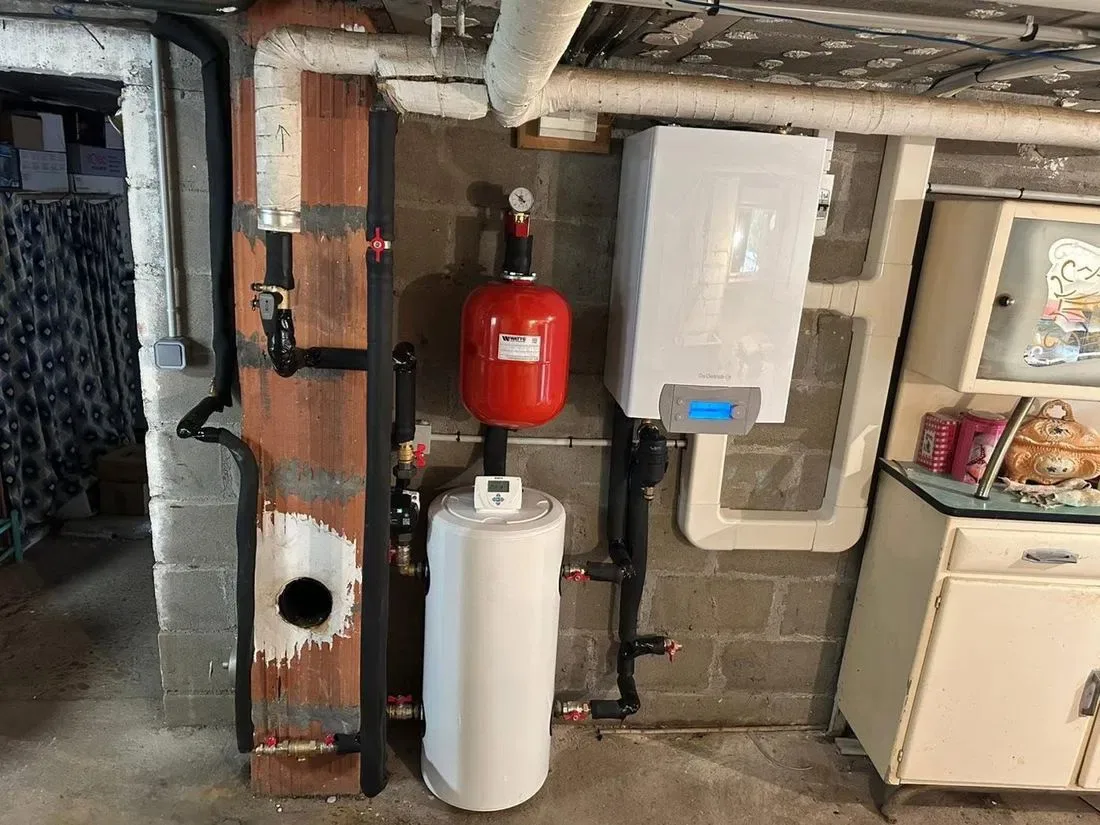 Pompe à chaleur air/eau : Module intérieur · Arandon-Passins